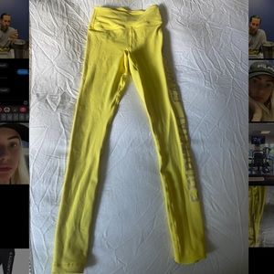 Spiritual gangster high waist seamless leggings with logo on the leg barely worn